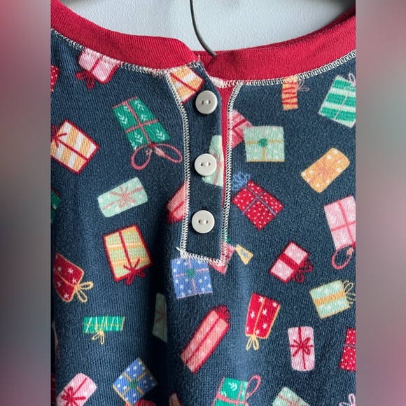 CUDDL DUDS Women's 2-Pc. Brushed Sweater Knit Printed Jogger Pajamas Set - Picture 3 of 9